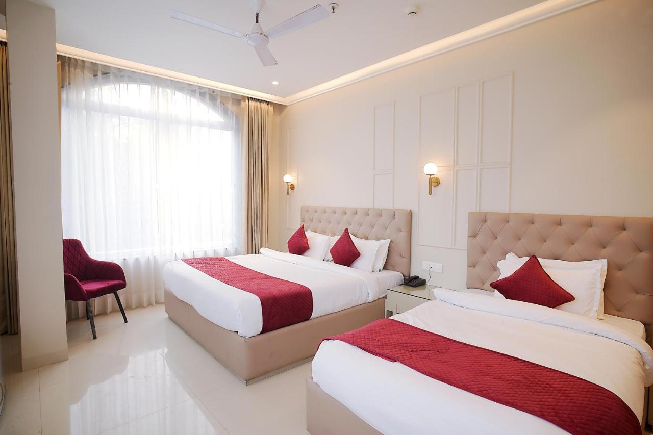 אמריצר Hotel Green Land Heights מראה חיצוני תמונה