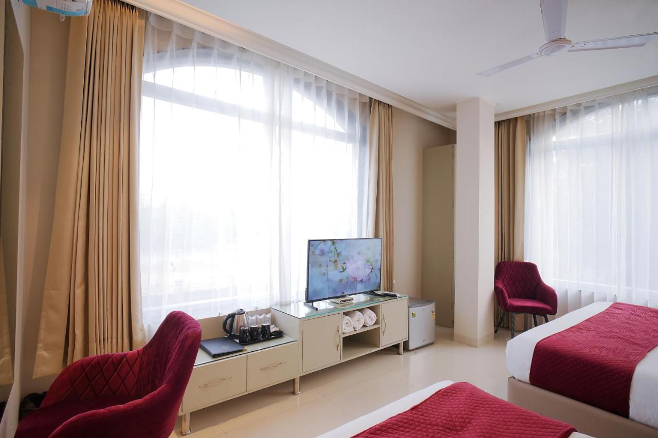 אמריצר Hotel Green Land Heights מראה חיצוני תמונה